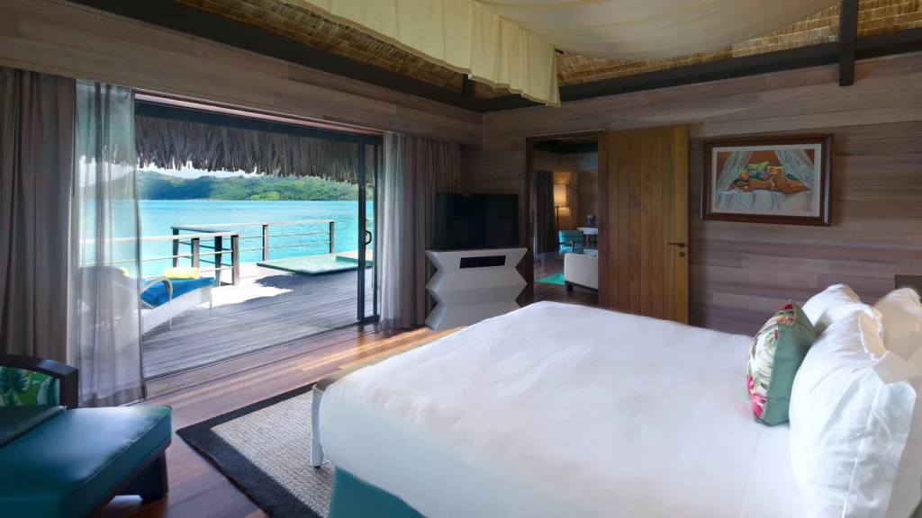 https://cocotran.com/best-overwater-bungalows-bora-bora/