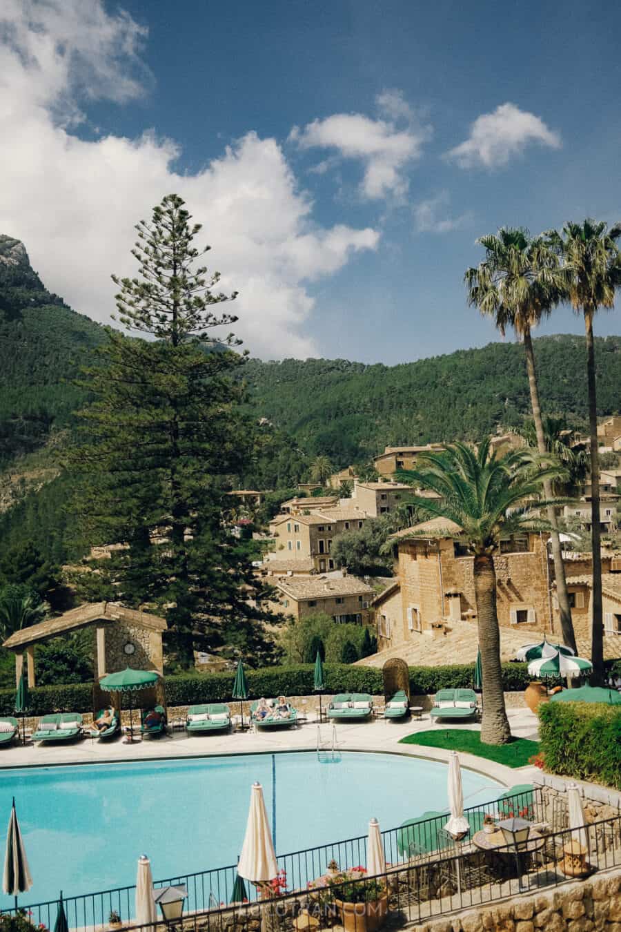 https://cocotran.com/deia-la-residencia/
