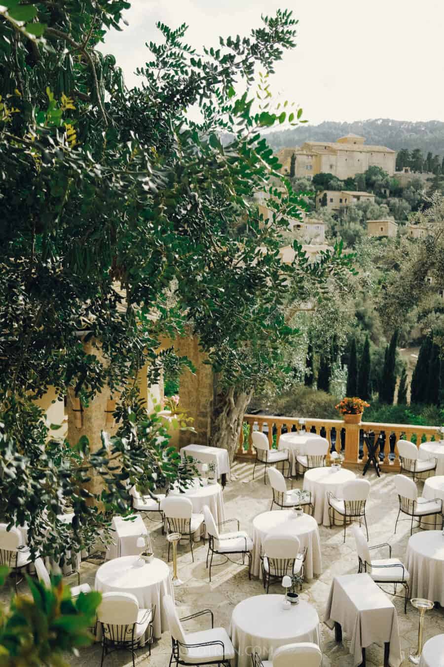 https://cocotran.com/deia-la-residencia/